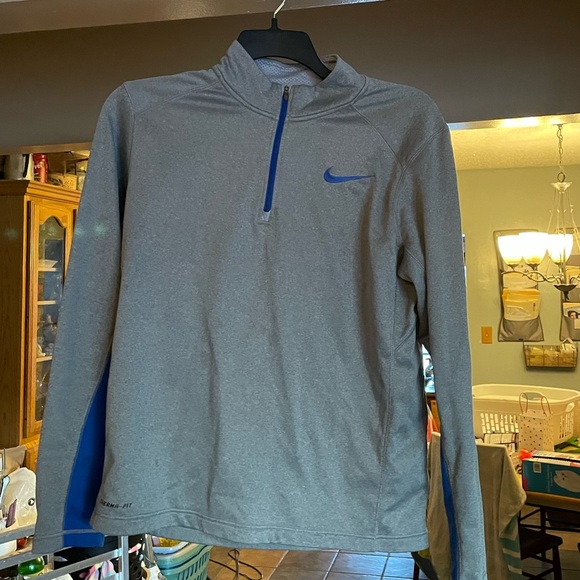 1/4 zip up Nike - Picture 3 of 4